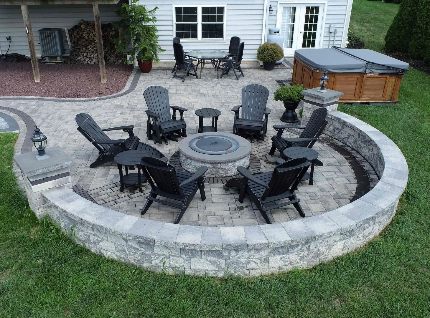 Colonial Landscape Wall by Nicolock - Nolt's Garden Center